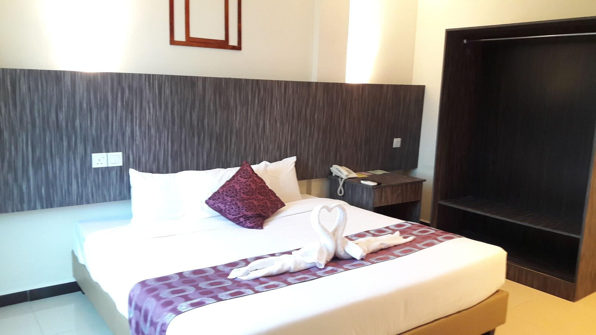 Salsa Resort Langkawi By Casa Loma Пантай Ченанг Екстериор снимка